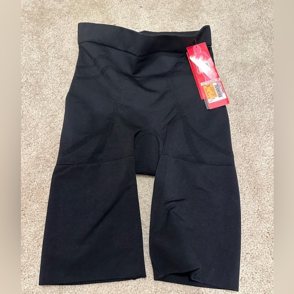 Spanx Shapewear - Slimmer and Shine Mid-Thigh #2324 black small NWT